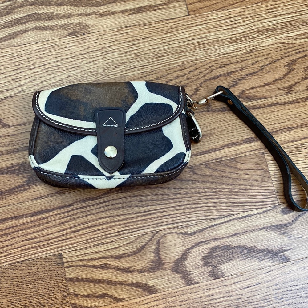 Dooney & Bourke wristlet